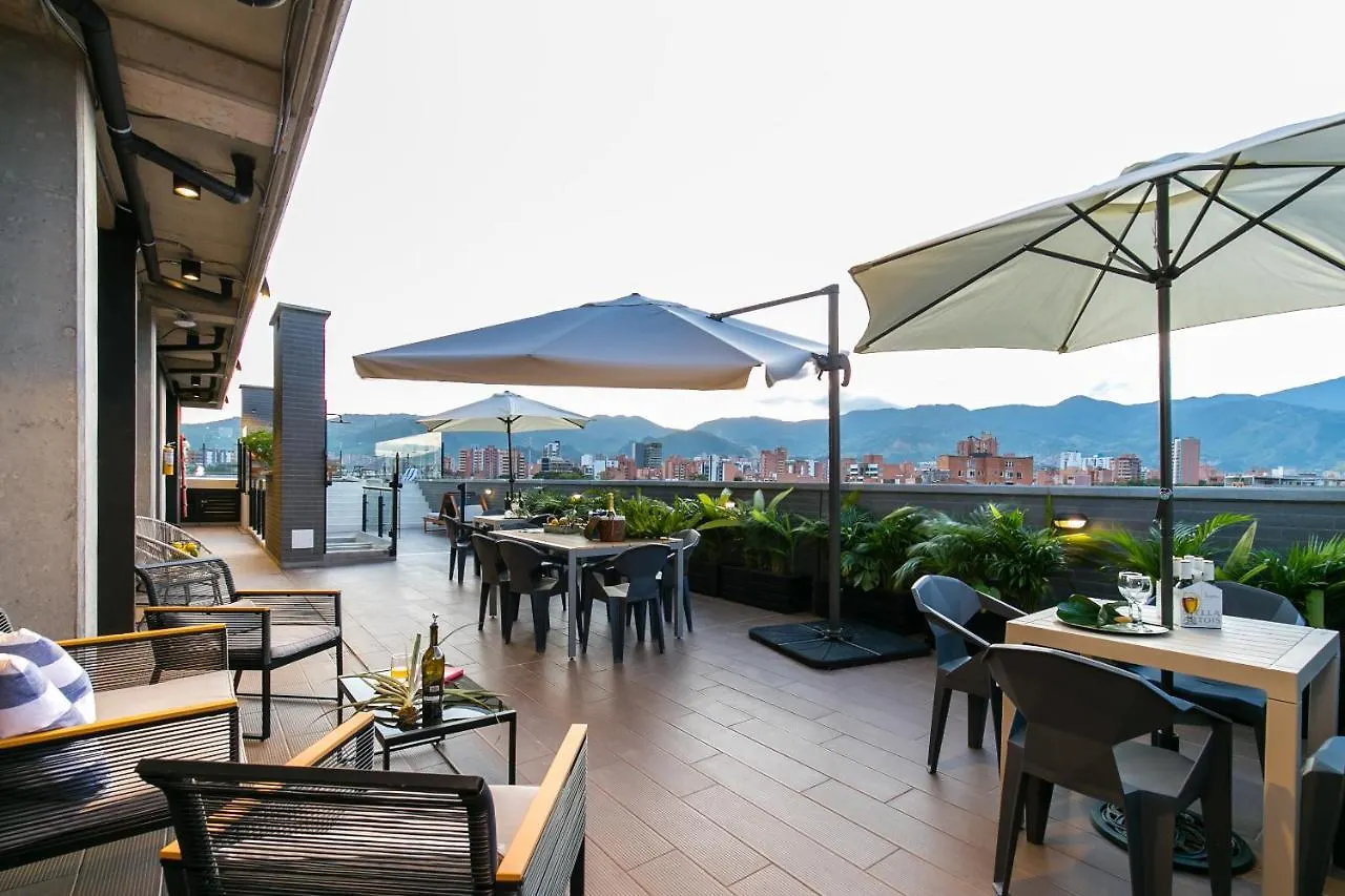 Factory Lofts Hotel Medellin 4*,