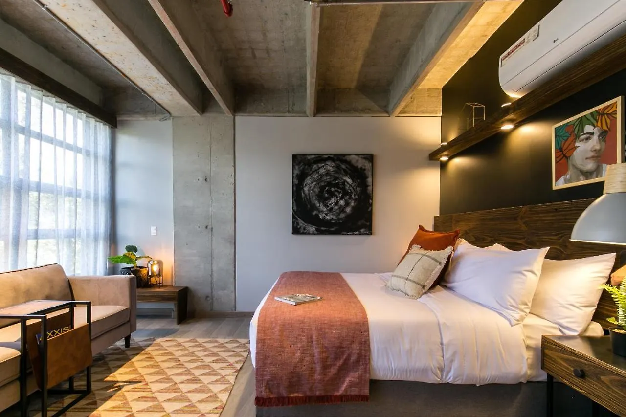 Factory Lofts Hotel ميديلين