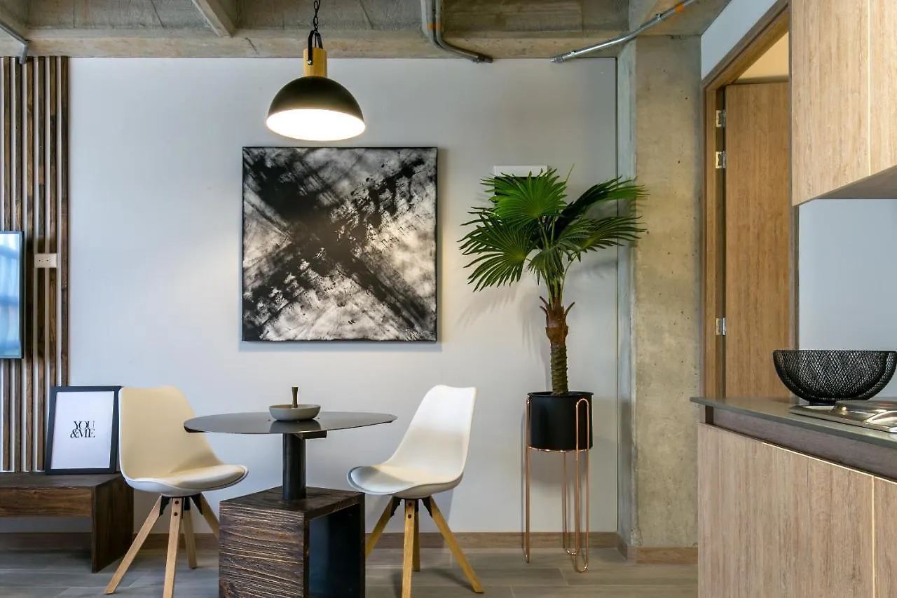 Factory Lofts Hotel ميديلين