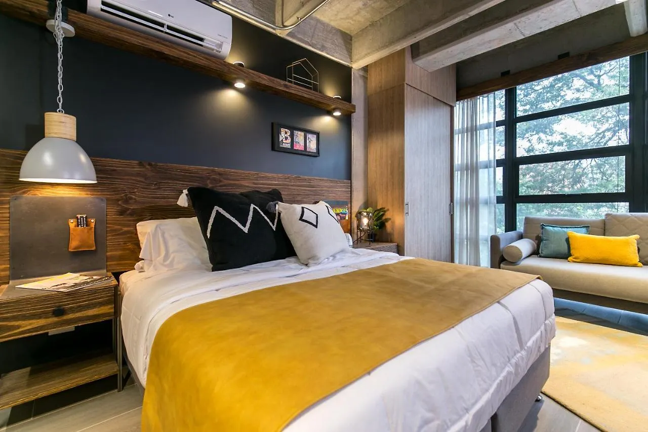 Factory Lofts Hotel ميديلين
