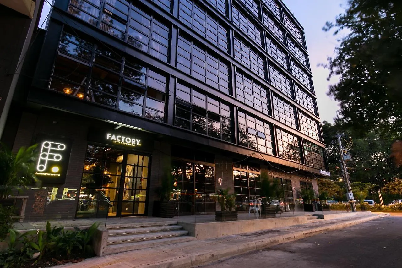 Factory Lofts Hotel ميديلين
