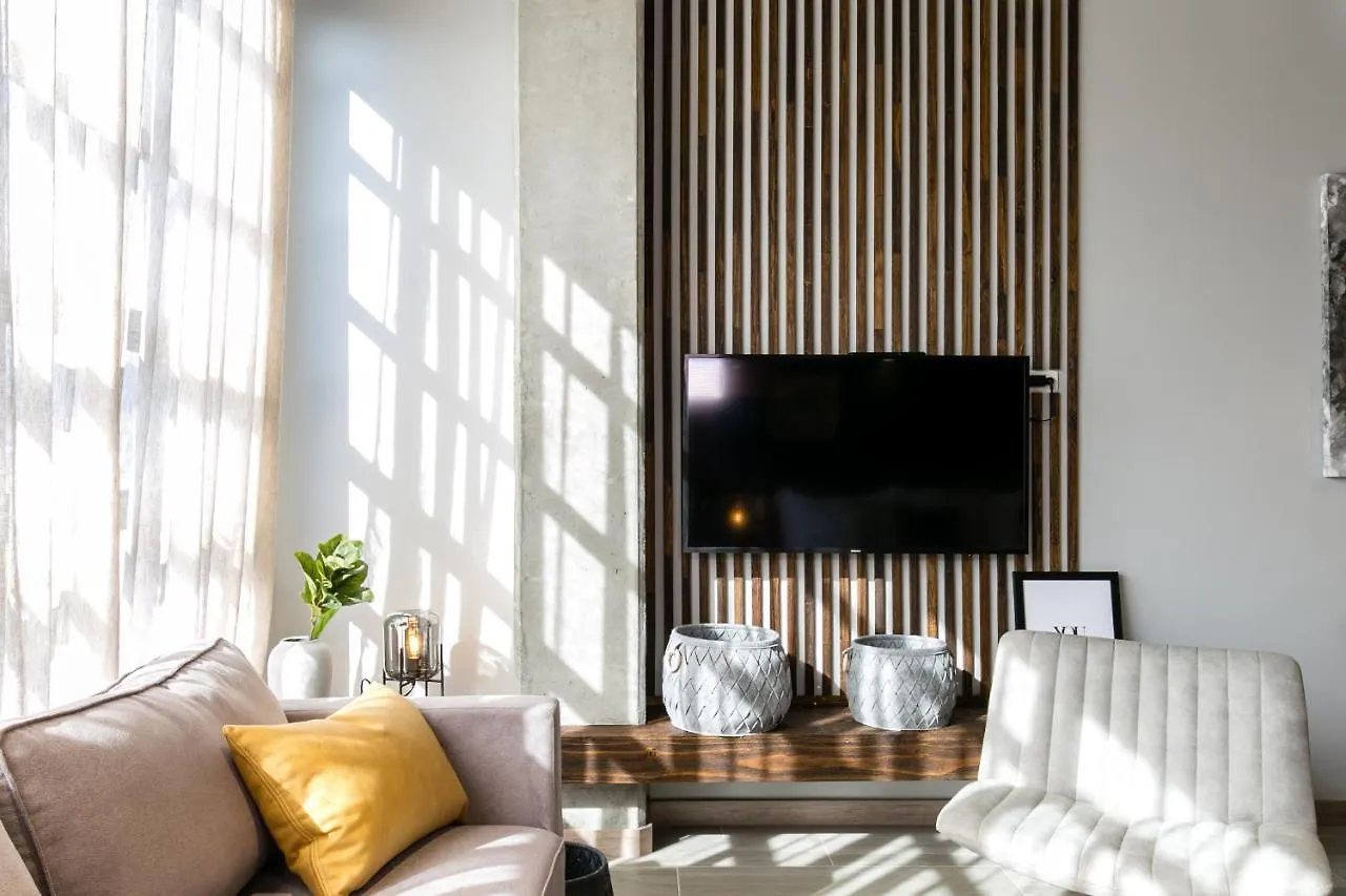 Factory Lofts Hotel 메딜린
