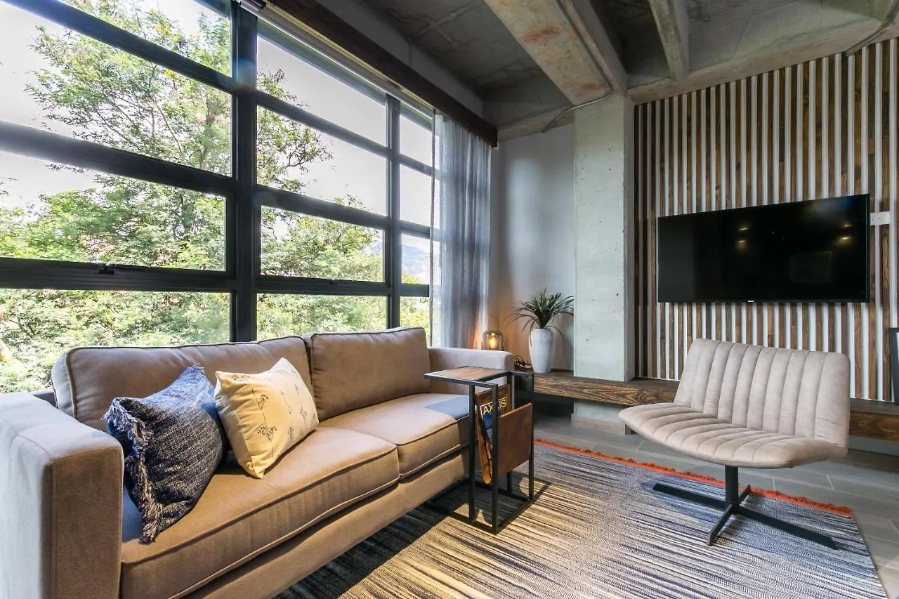Factory Lofts Hotel 메딜린 4*,