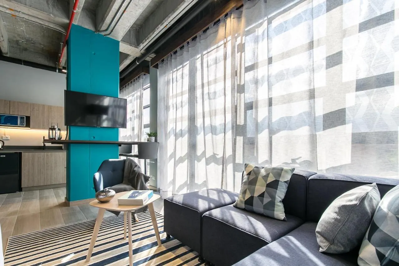 Factory Lofts Hotel 메딜린 4*,