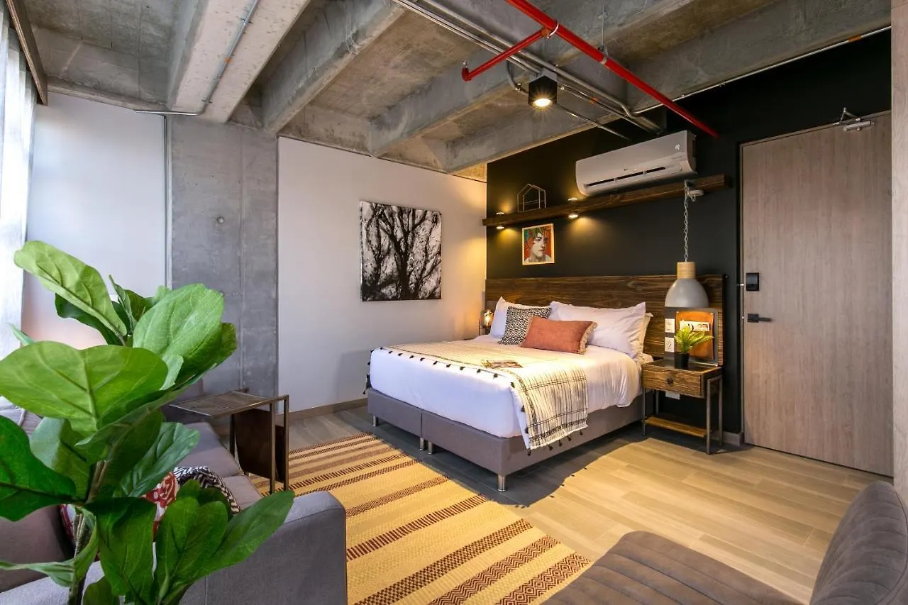 Factory Lofts Hotel 메딜린
