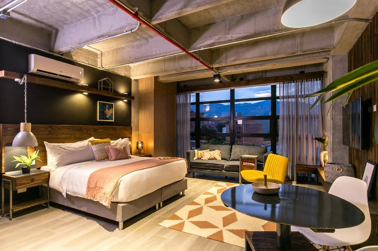 Factory Lofts Hotel 메딜린