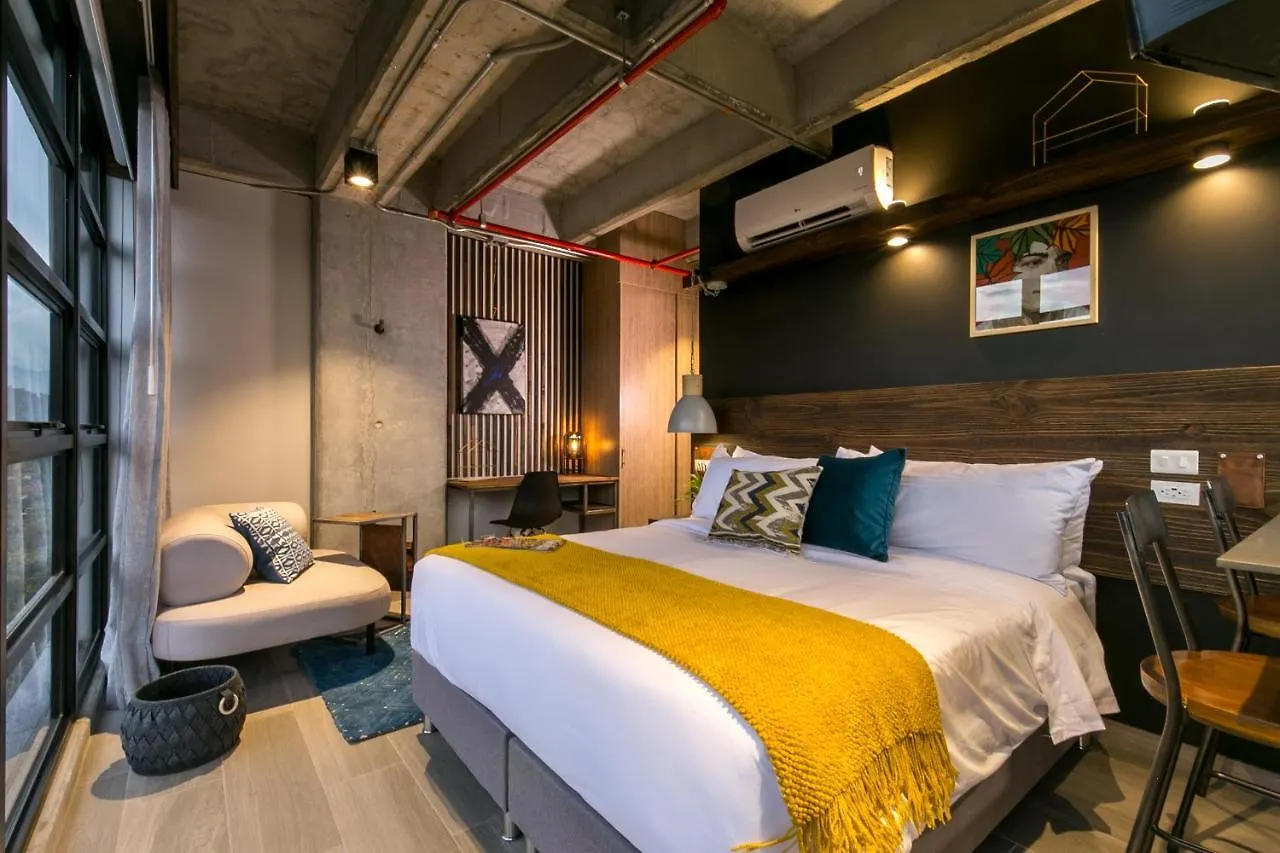 Factory Lofts Hotel 메딜린