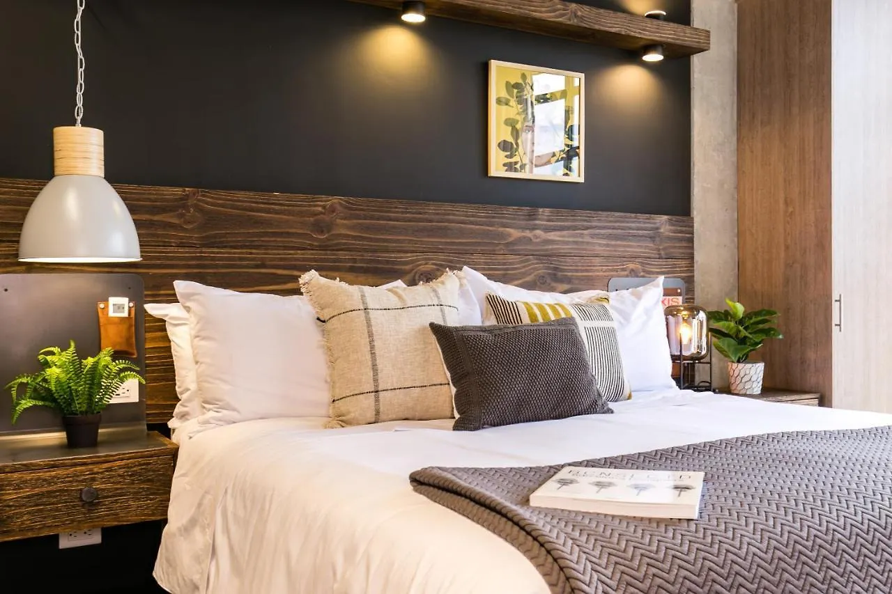 Factory Lofts Hotel 메딜린