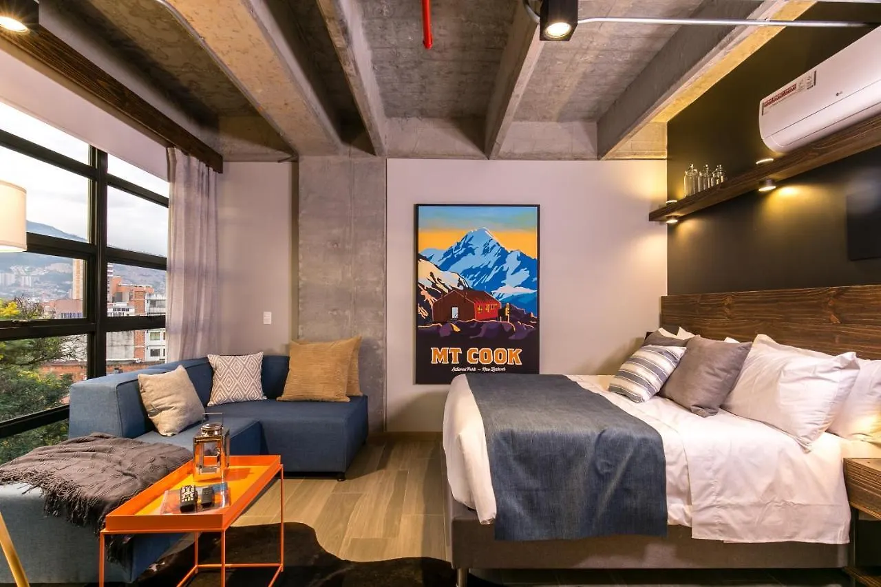 Factory Lofts Hotel 메딜린